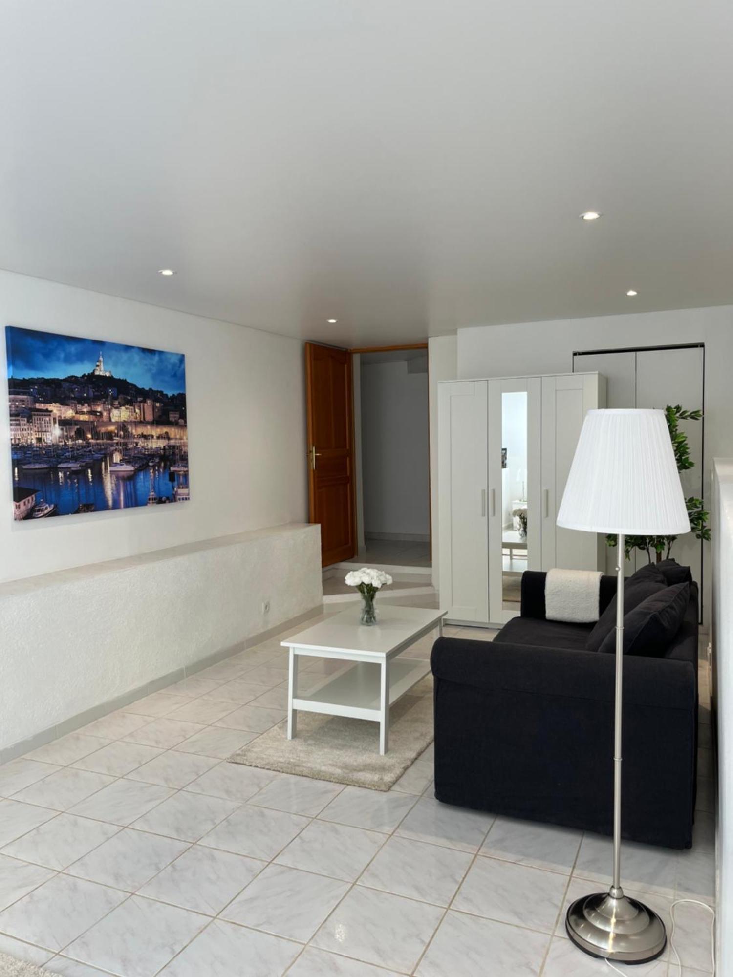 Ferienwohnung T3 Avec Jardin Et Piscine Privee Velaux Exterior foto